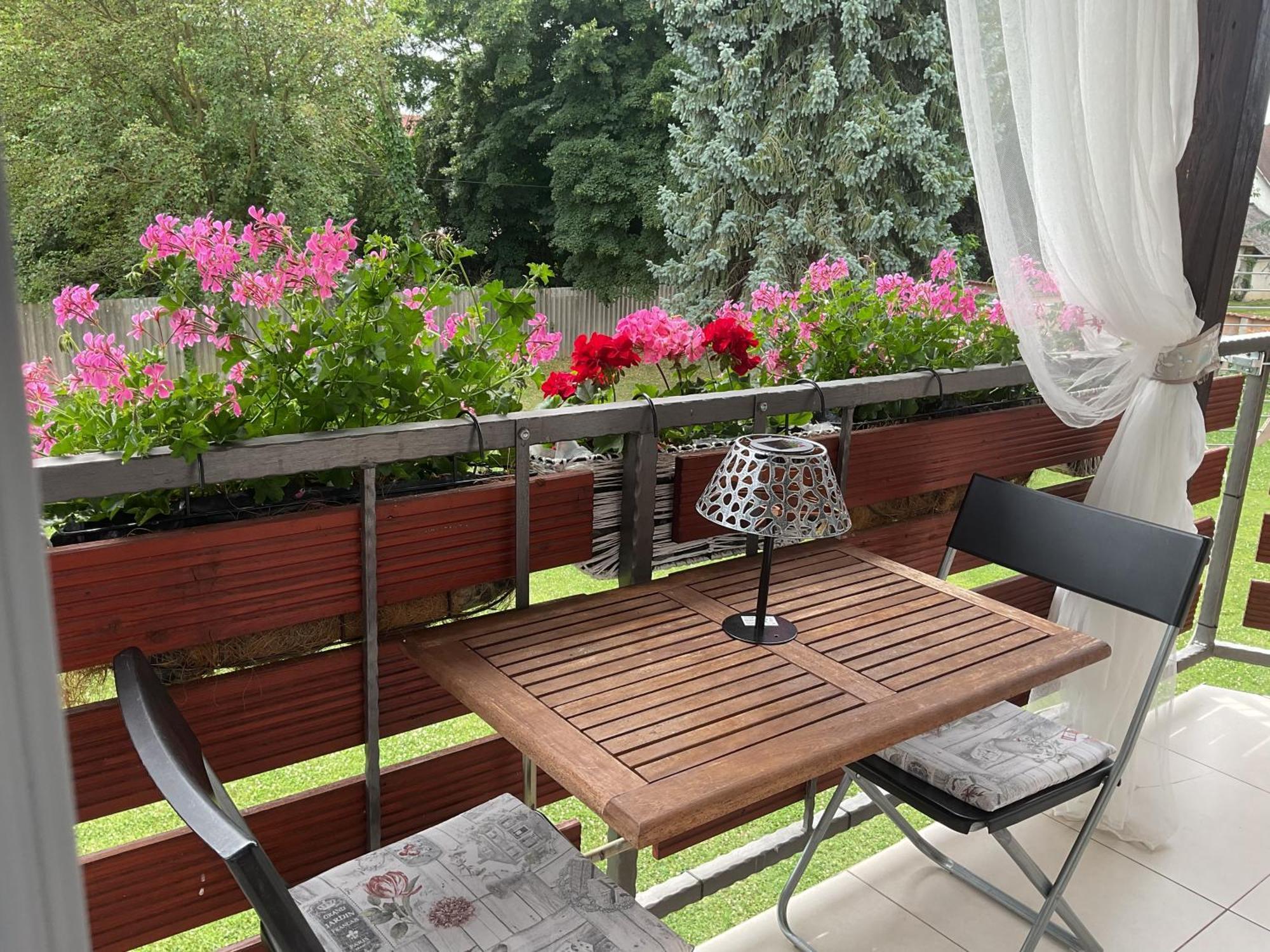 Balatonberény Liliana Apartman מראה חיצוני תמונה