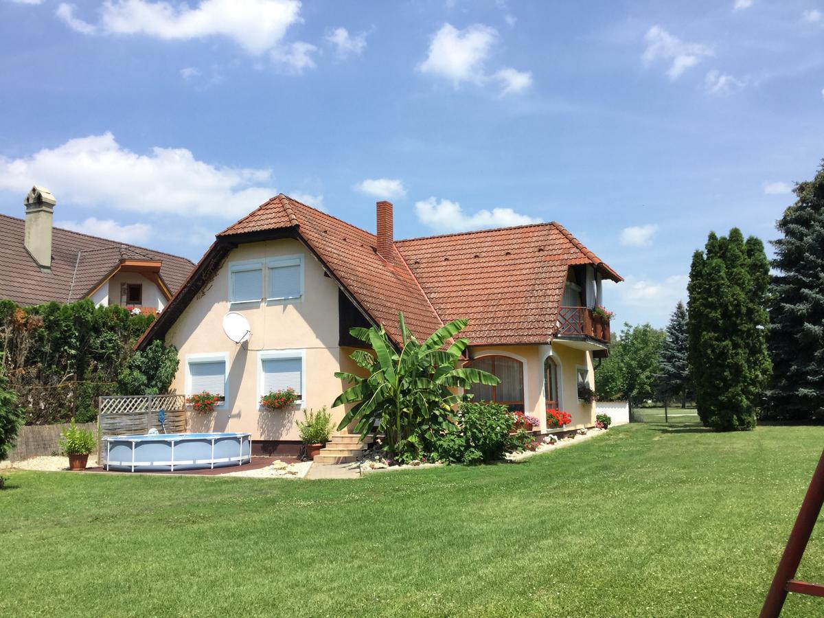 Balatonberény Liliana Apartman מראה חיצוני תמונה