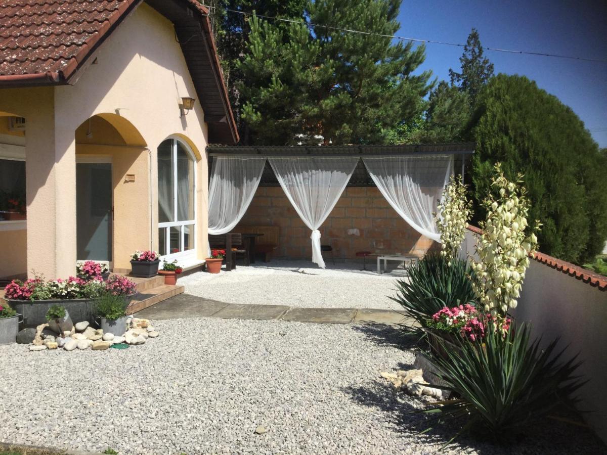 Balatonberény Liliana Apartman מראה חיצוני תמונה